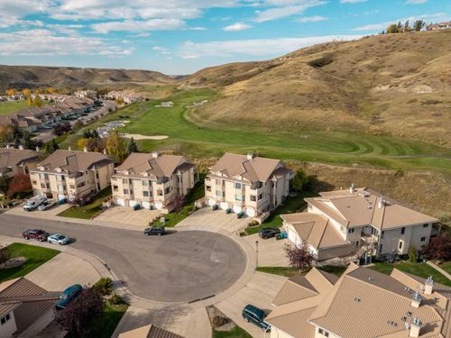 27 Canyon Crt W, Lethbridge, AB, T1K6V1 | Card Image