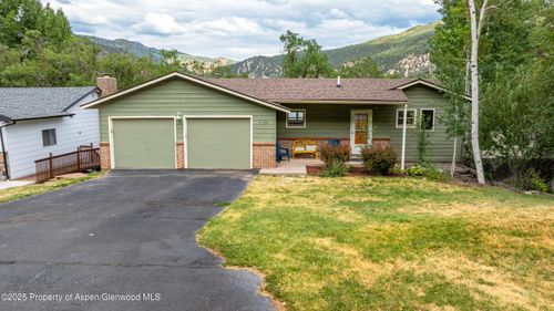 1124 Walz Ave, Glenwood Springs, CO, 81601-3292 | Card Image