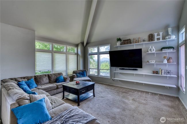 12281 Ridgepoint Cir Nw, House other with 4 bedrooms, 3 bathrooms and 3 parking in Silverdale WA | Image 4