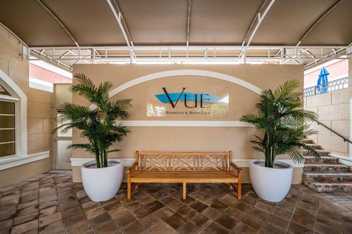605-2001 N Ocean Blvd, Fort Lauderdale, FL, 33305-3749 | Card Image