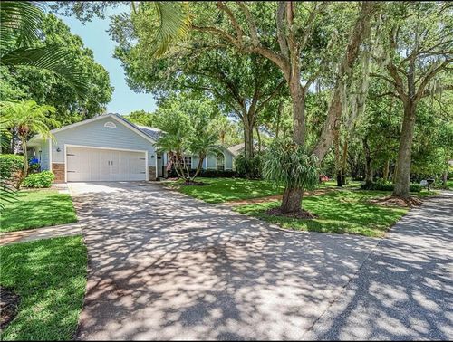 3890 1st Ln, Vero Beach, FL, 32968-2444 | Card Image