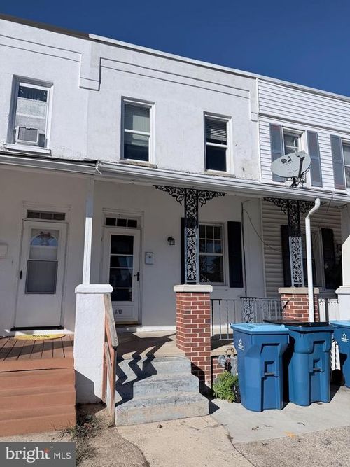 1713 Orange St, YORK, PA, 17404-5211 | Card Image