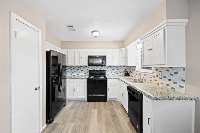 In the Kitchen 2 | Image 12