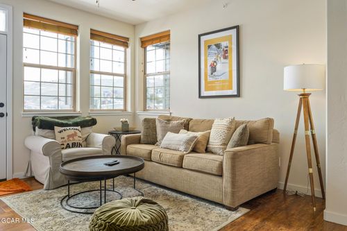 h-203-164 Village Rd, Granby, CO, 80446-8760 | Card Image