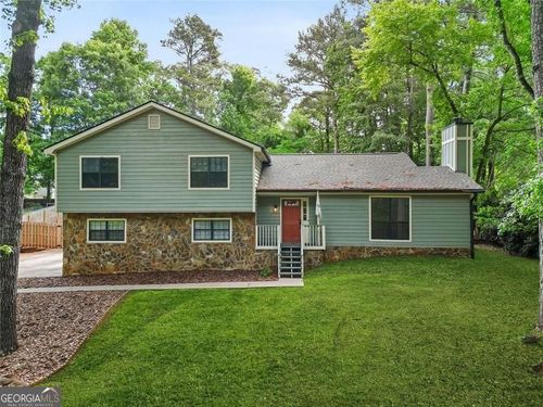 3687 Foxwood Rd, Peachtree Corners, GA, 30096-2982 | Card Image