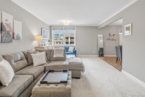 310-280 Atlantic Ave, Hempstead, NY, 11550-1139 | Card Image