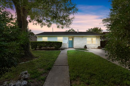 7903 Bixler Dr, Austin, TX, 78744-7141 | Card Image
