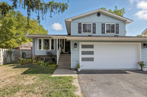 25 Bute St, Ayr, ON, N0B1E0 | Card Image