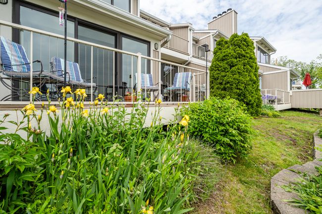 193 Wayne St, Condo with 3 bedrooms, 2 bathrooms and null parking in Saint Joseph MI | Image 38