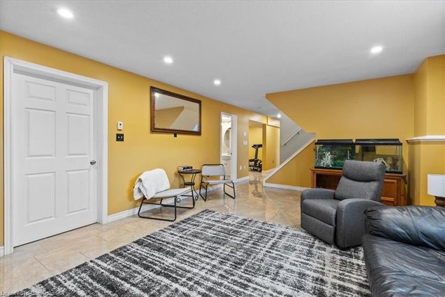 4566 Meadowview Dr, House other with 6 bedrooms, 3 bathrooms and 6 parking in Sebringville ON | Image 23
