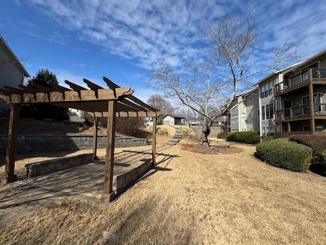 601 Park Ridge Cir, Condo with 2 bedrooms, 2 bathrooms and 2 parking in Marietta GA | Image 20