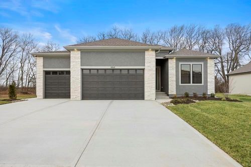 4825 Nw Martin Dr, Riverside, MO, 64151 | Card Image