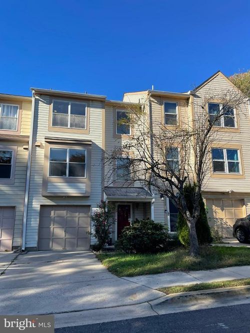 11206 White Barn Ct, GAITHERSBURG, MD, 20879-3146 | Card Image