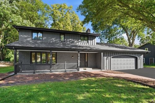 17015 24th Ave N, Plymouth, MN, 55447-2216 | Card Image
