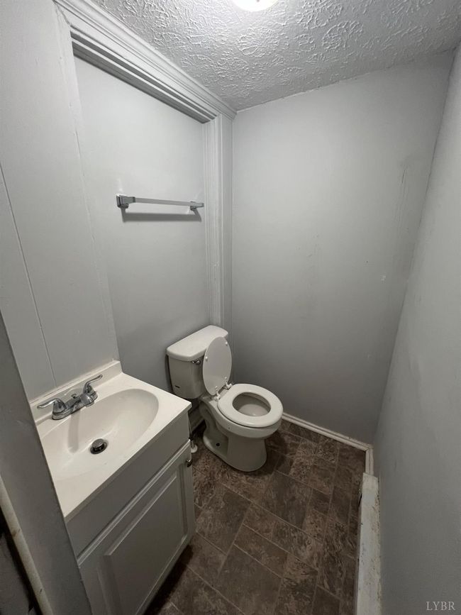 2468 Mosby Ave, House other with 4 bedrooms, 3 bathrooms and null parking in Lynchburg VA | Image 16