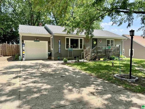516 S 4th St, Moville, IA, 51039-2004 | Card Image