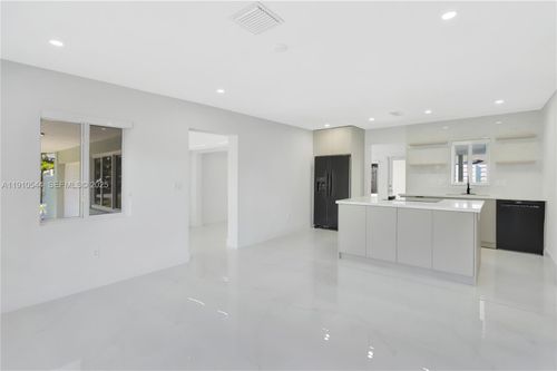 9851 Jamaica Dr, Cutler Bay, FL, 33189-1750 | Card Image