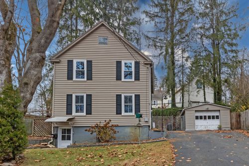 7 Railroad Avenue, East Hampton, CT, 06424 | Card Image