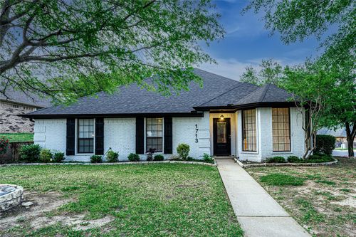 1713 Oak Creek Dr, Sherman, TX, 75092-3050 | Card Image