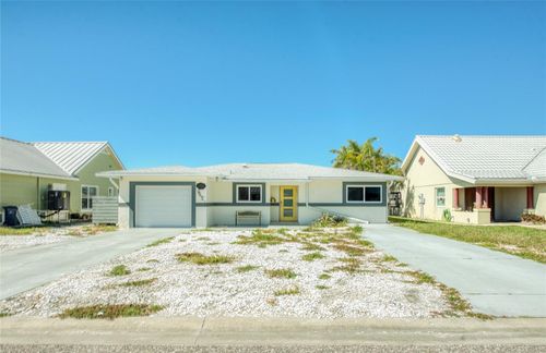 212 176th Terrace Drive E, REDINGTON SHORES, FL, 33708 | Card Image