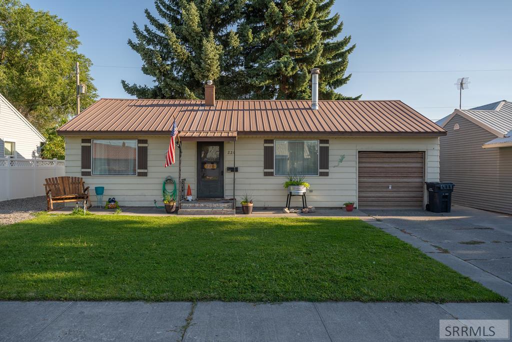 Monterey Dr, Idaho Falls, ID 83402