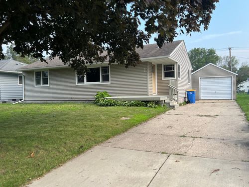 335 3rd St Nw, Blooming Prairie, MN, 55917-1124 | Card Image