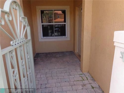 903-4933 Tradewinds Ter, Fort Lauderdale, FL, 33312-5214 | Card Image