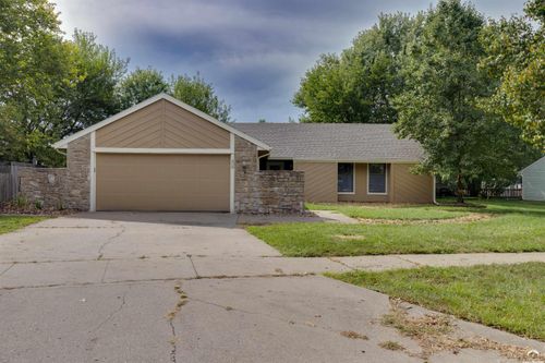 409 Tallgrass Dr, Lawrence, KS, 66049-2107 | Card Image