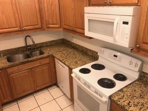 apt-204-733 1st Way, Deerfield Beach, FL, 33441-5331 | Card Image