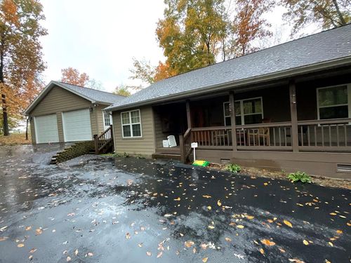 504 Deer Ridge Rd, Byrdstown, TN, 38549-5718 | Card Image