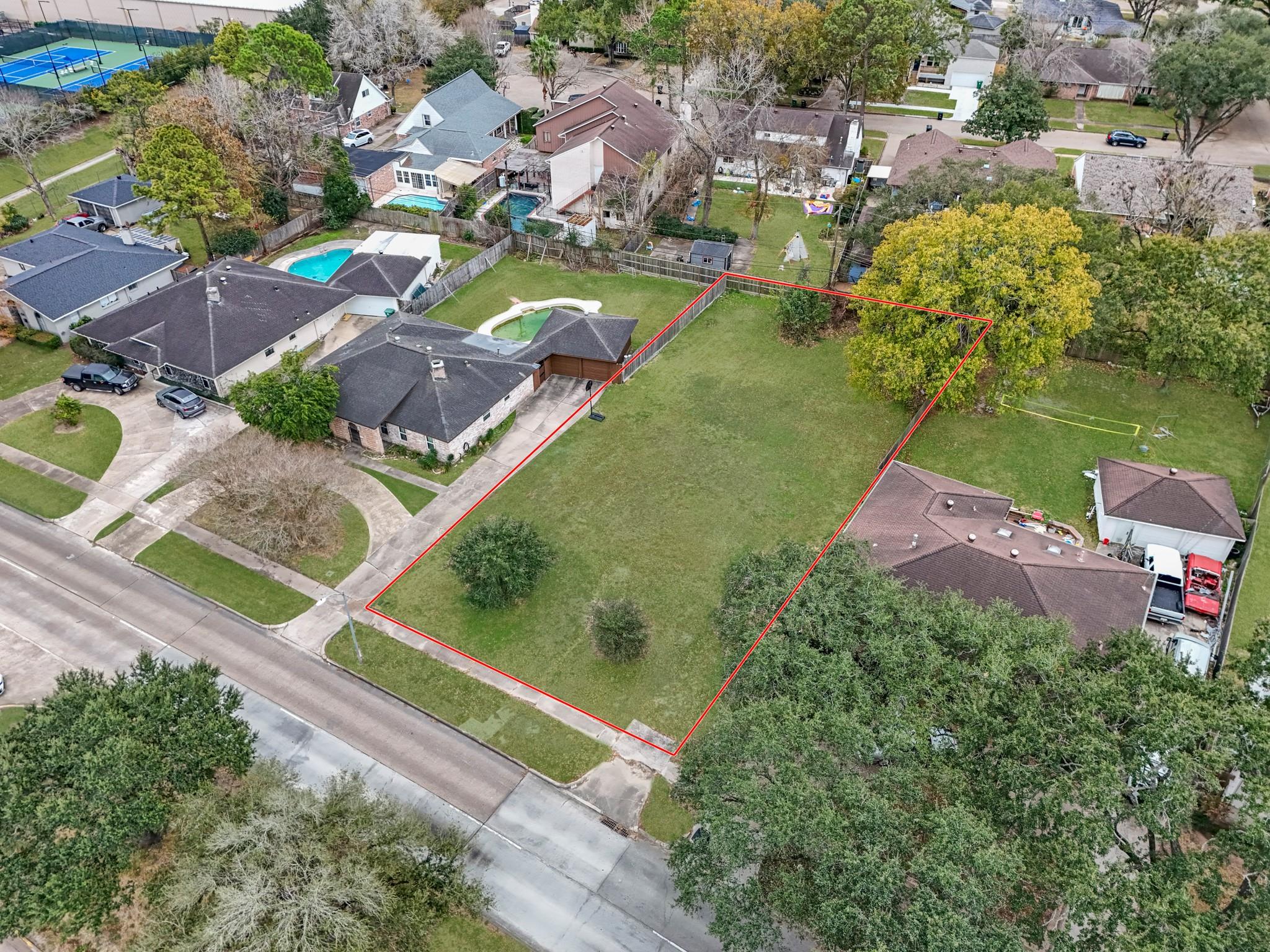 Land in Houston 3