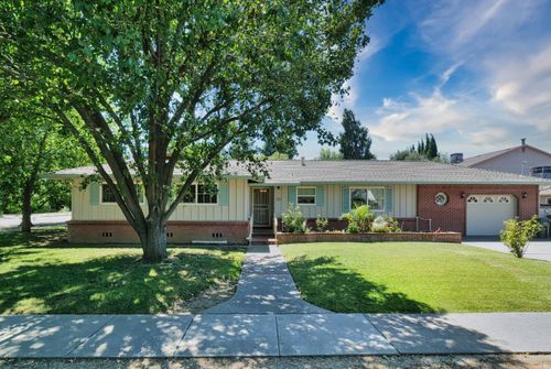 500 1st St, Winters, CA, 95694-1900 | Card Image