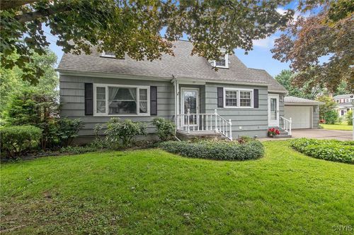 117 Chestnut St, Fulton, NY, 13069-2809 | Card Image