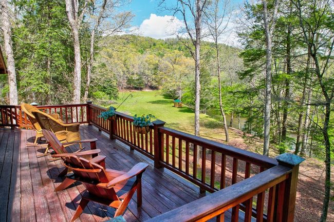 33 Spruce Dr, Home with 3 bedrooms, 3 bathrooms and null parking in Suches GA | Image 20