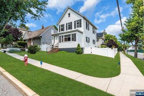 200 Cedar St, Ridgefield Park, NJ, 07660-1884 | Card Image