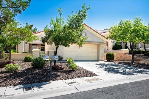 10305 Snyder Ave, Las Vegas, NV, 89134-5144 | Card Image
