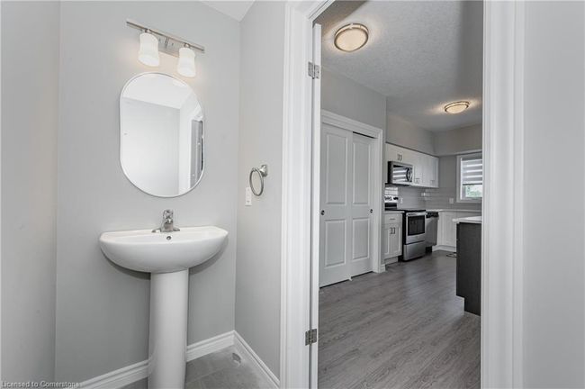 210 - 408 Guelph Ave, Townhouse with 3 bedrooms, 2 bathrooms and 2 parking in Cambridge ON | Image 10