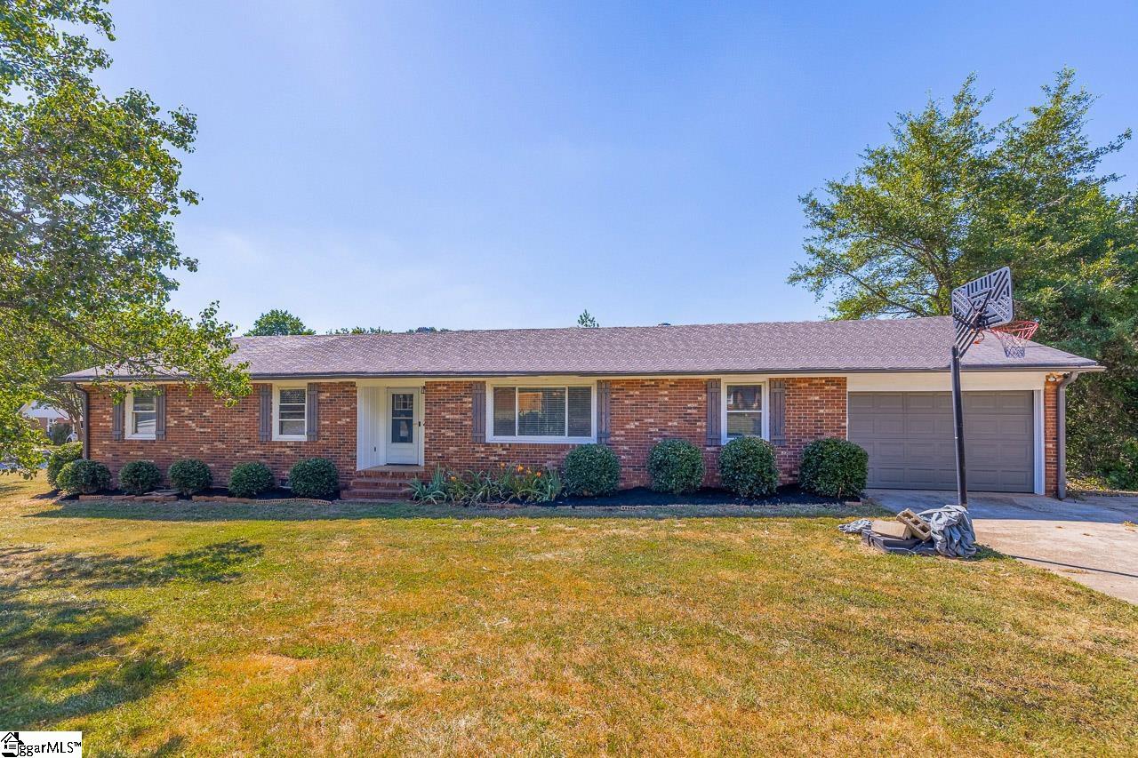 Wolseley Rd, Greenville, SC 29615