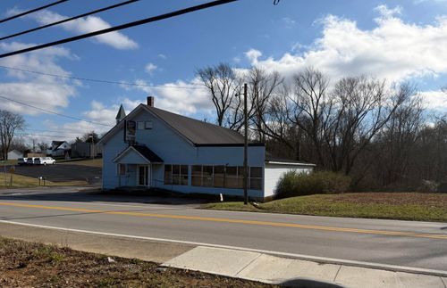 1335 E Mount Vernon St, Somerset, KY, 42501-1235 | Card Image