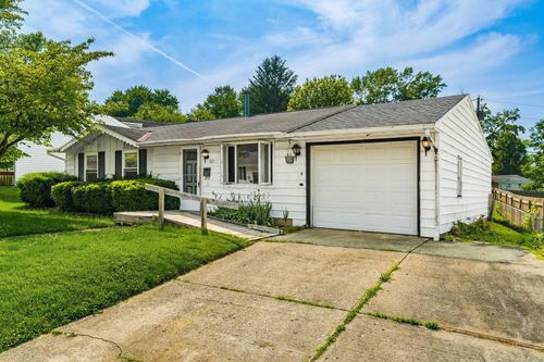1821 Shoshone Dr, Lancaster, OH, 43130-2228 | Card Image