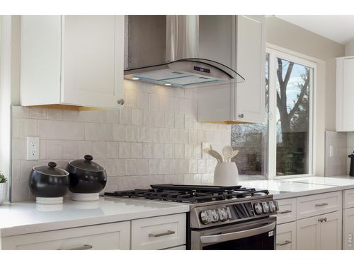 7186 Petursdale Ct, Boulder, CO, 80301-3831 | Card Image