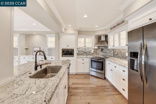unit-8-2501 Pine Knoll Dr, Walnut Creek, CA, 94595-2022 | Card Image