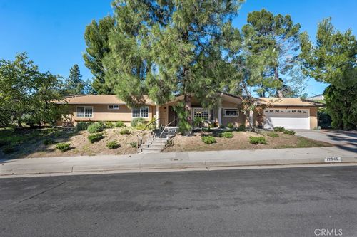 12349 Kenny Dr, Granada Hills, CA, 91344-1832 | Card Image