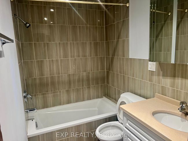 655 Browns Line, House other with 5 bedrooms, 3 bathrooms and 4 parking in Etobicoke ON | Image 25