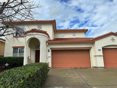 1843 Crown Peak Way, Antioch, CA, 94531-7495 | Card Image