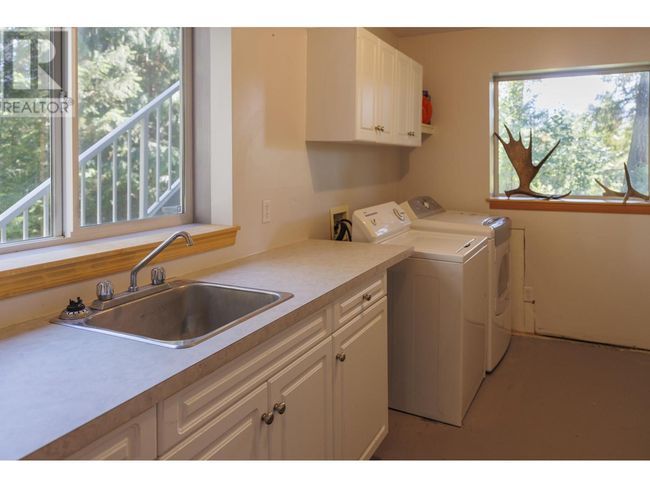 4040 Mountain View Rd, House other with 4 bedrooms, 3 bathrooms and null parking in Mcbride BC | Image 34