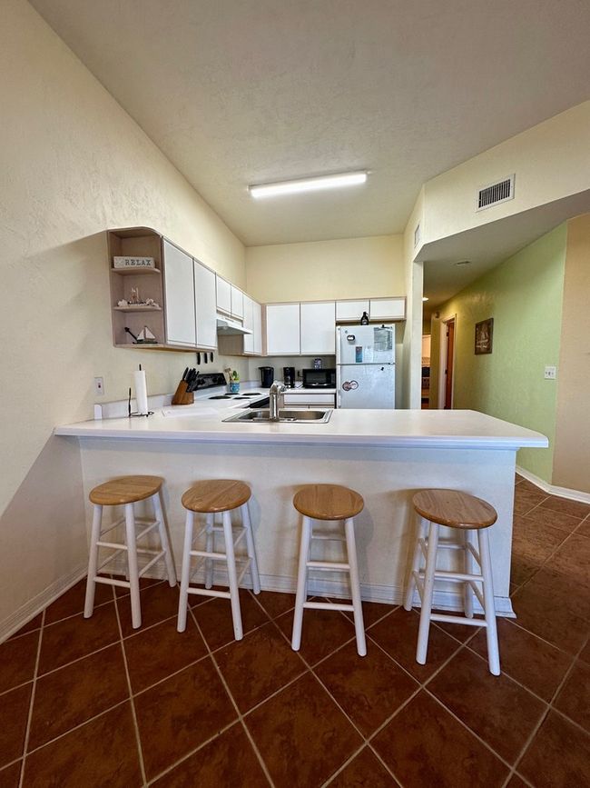 7-F - 11 Old Mill Dr, Condo with 2 bedrooms, 2 bathrooms and null parking in Cedar Key FL | Image 5