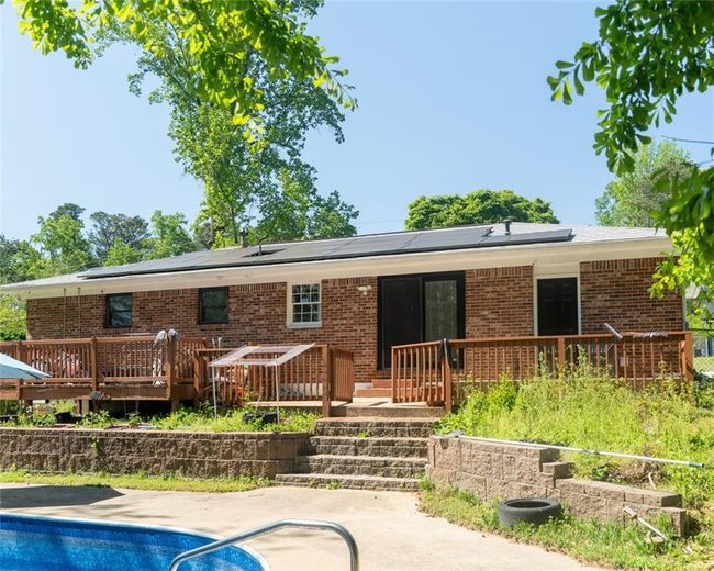 724 Camelot Way, House other with 3 bedrooms, 2 bathrooms and null parking in Norcross GA | Image 13