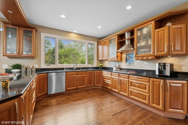 3754 Maple Ave, House other with 5 bedrooms, 4 bathrooms and 3 parking in Northbrook IL | Image 14