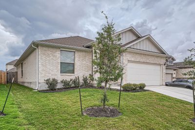 204 Tanda Lane, House other with 4 bedrooms, 2 bathrooms and 4 parking in Hutto TX | Image 2